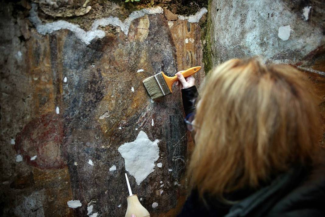 Papa Francis, o kentte keşfedilen Hz. İsa'nın freskini görmek için geliyor! Turistlerin ziyaretine açıldı, büyük ilgi var 8